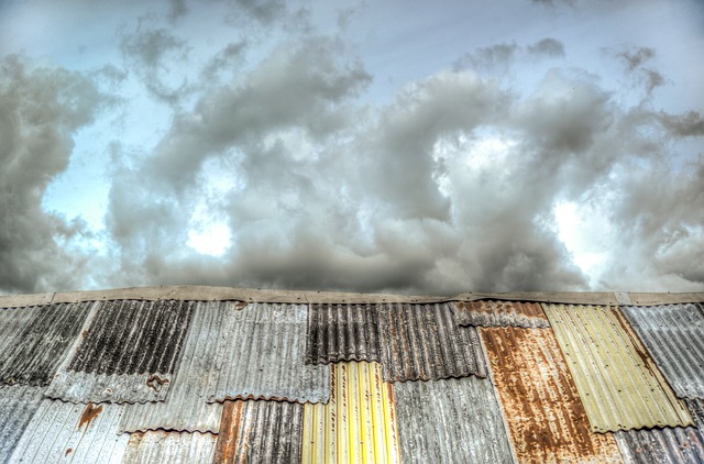 rooferroofingmetal-roofmetal-roof-repair-640x480-29329439.jpeg