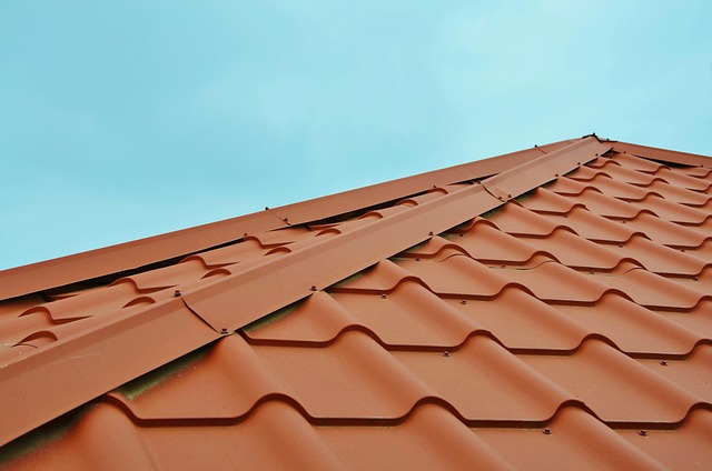 roofingleaking-roofroof-leaksroof-repair-640x480-78938786.jpeg