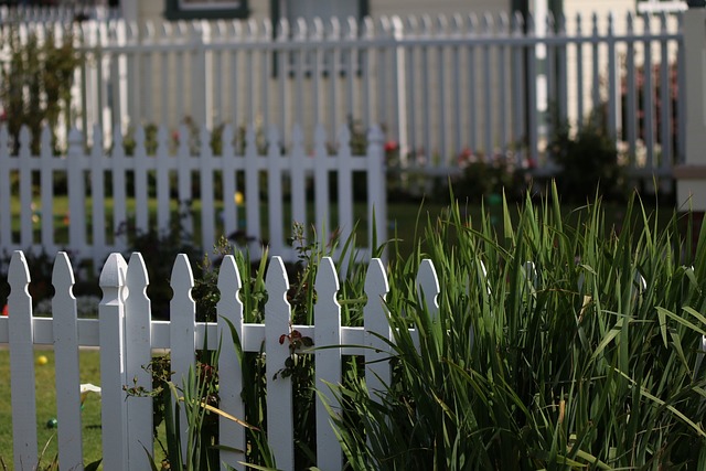 fence-company-640x480-6690383.jpeg