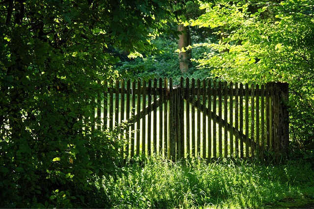 fence-company-640x480-70942405.jpeg