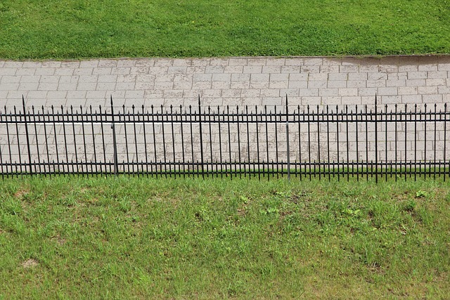 fence-company-640x480-67055133.jpeg