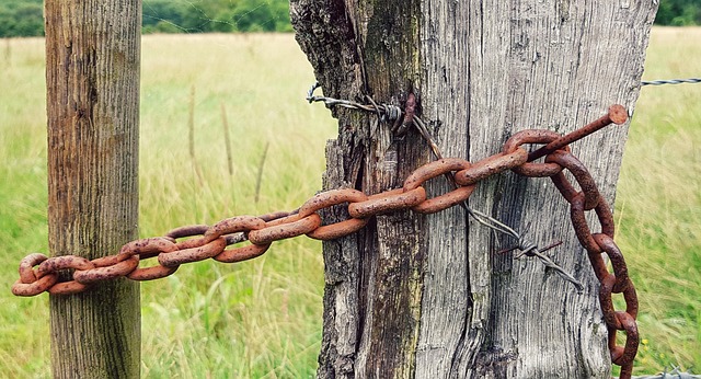fence-company-640x480-81632414.jpeg