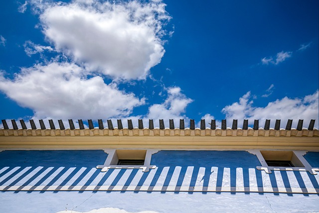 steel-roof-640x480-88367982.jpeg