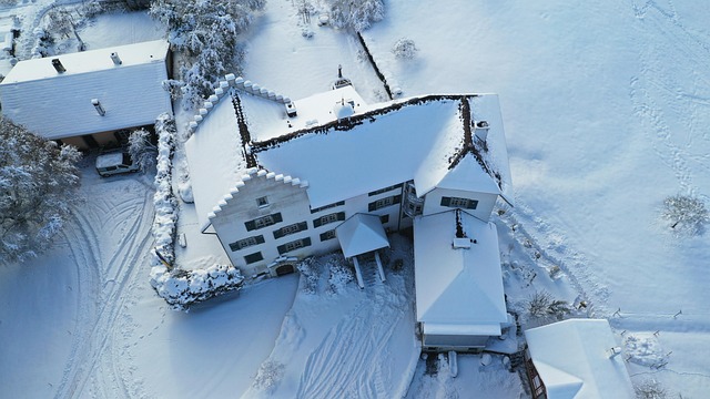 roofing-640x480-19516754.jpeg