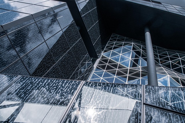steel-roof-640x480-32543189.jpeg
