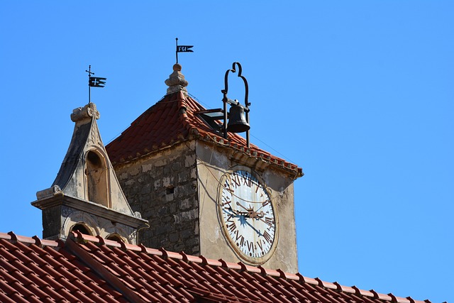 roofing-640x480-40395049.jpeg