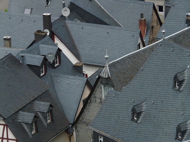 slate-roof-640x480-48396721.jpeg